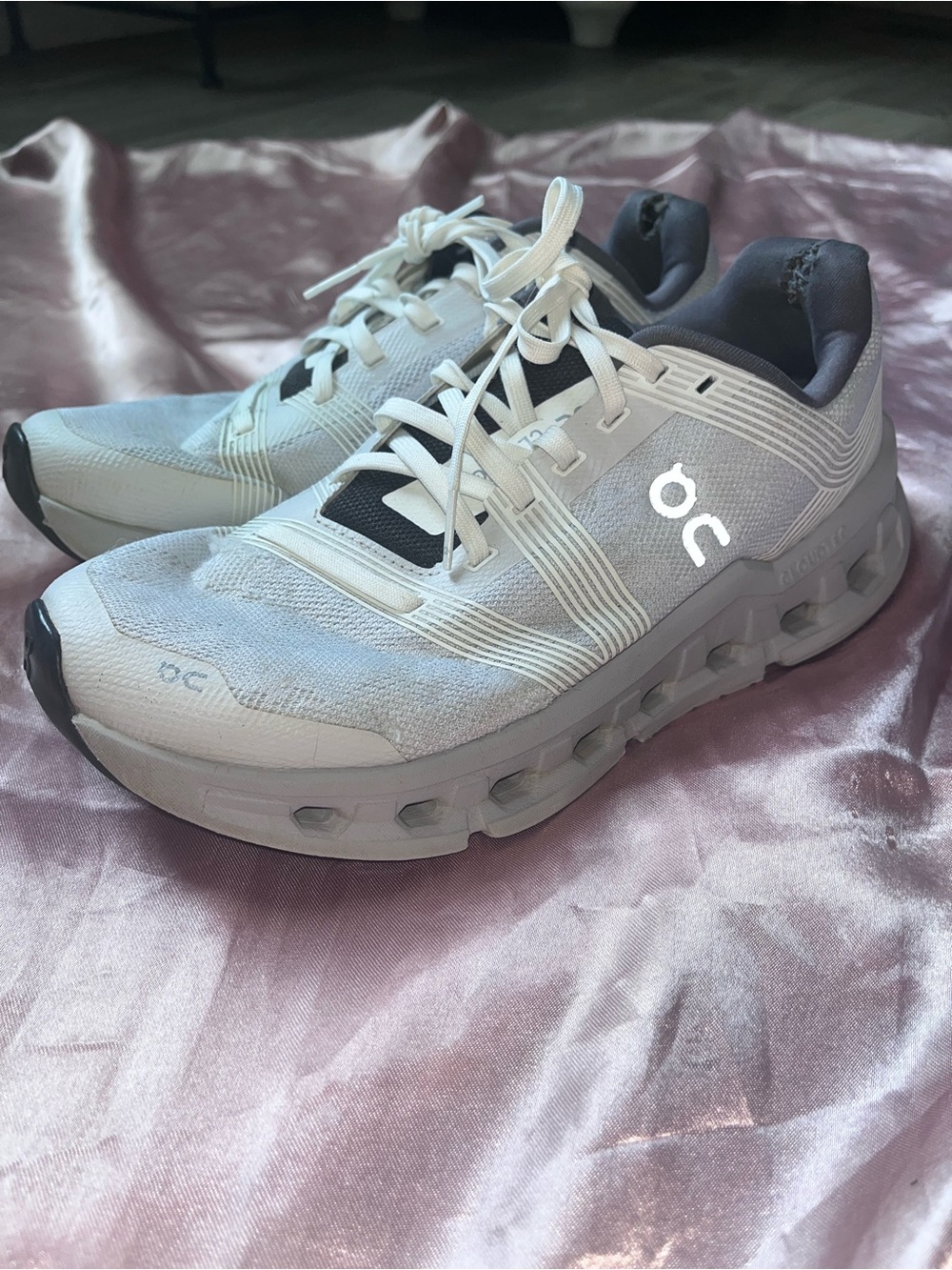 On Cloudnova Women's Athletic Shoes - White/Grey